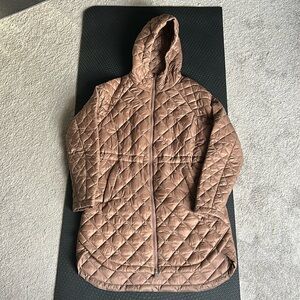 Athleta Whisper Featherless Coat